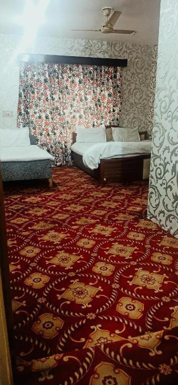 Hotel Kashmir Heaven Srīnagar Zewnętrze zdjęcie